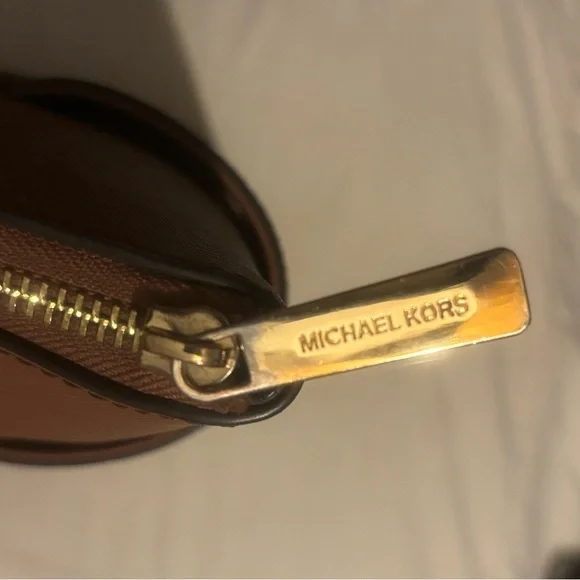 Michael Kors Camal/Tan Tote Bag - Picture 9 of 16